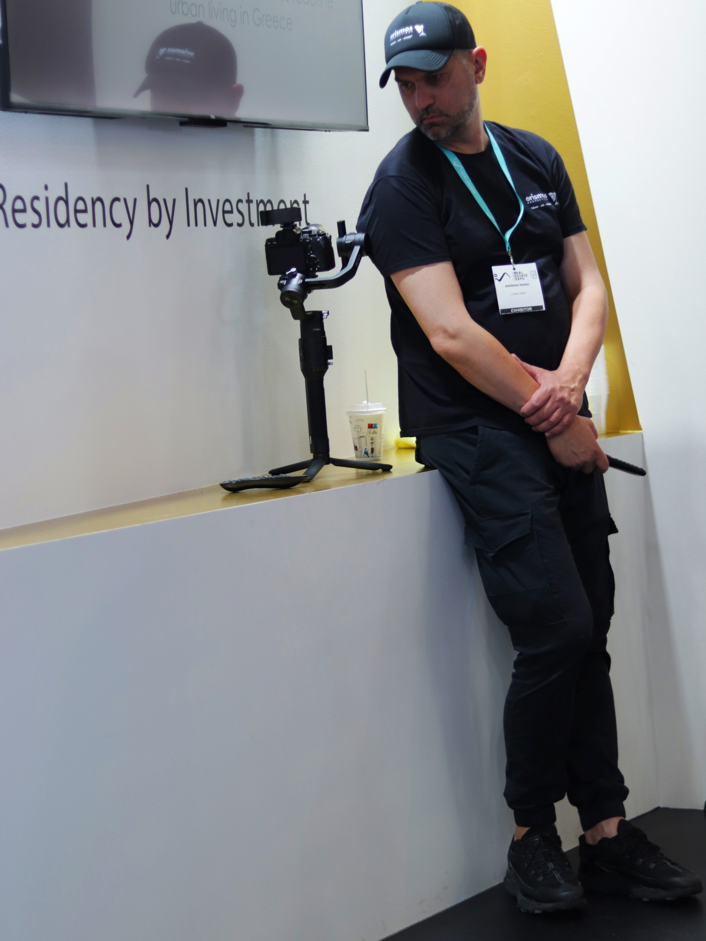 Setup γυρίσματος σε εταιρικό booth